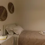 Tell Him Apartman *