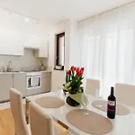 Appartamento Tell Him