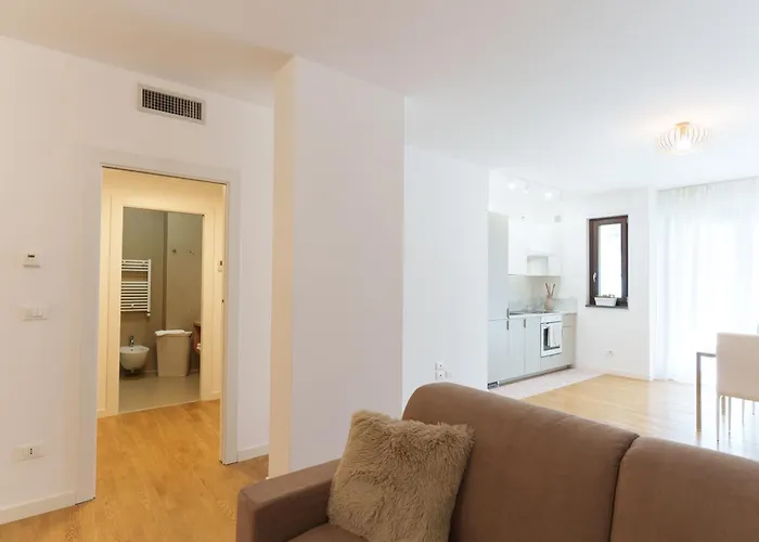 Tell Him Apartament *